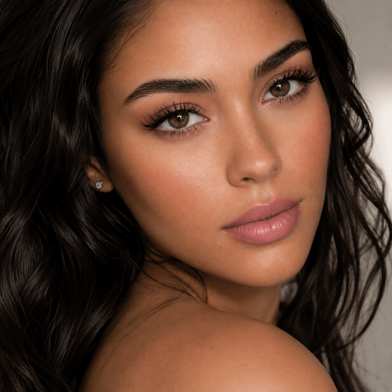 Amber Kiss - Glam Collection