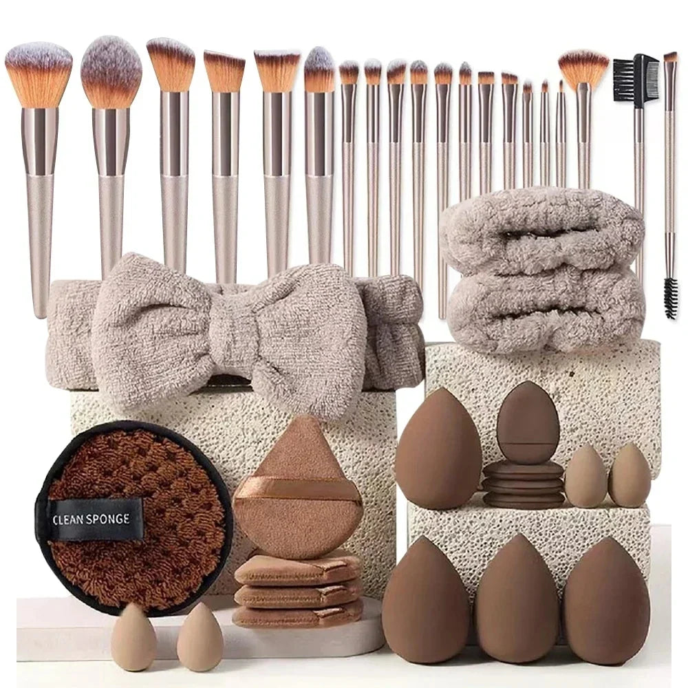Complete Cosmetic Brush Kit